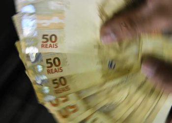 Beneficiários do INSS começam a receber 13º a partir de quarta-feira