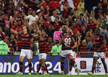 No topo! Flamengo assume a liderança do Brasileirão