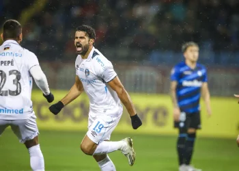 Grêmio derrota Huachipato para se garantir nas oitavas da Libertadores