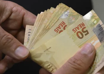 Há 30 anos, Plano Real derrubava hiperinflação e estabilizava economia