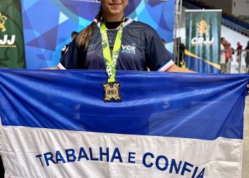 Com apoio do Voe Atleta, atleta de jiu-jitsu sobe ao pódio no Spring International Open em Curitiba