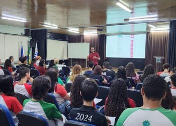 Alunos da Rede Estadual participam de Aulão Presencial do Pré-Enem no sábado (26)