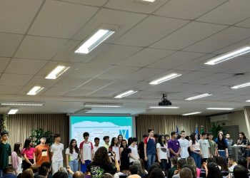 Estudantes da regional de Cachoeiro de Itapemirim recebem as suas medalhas da OBMEP