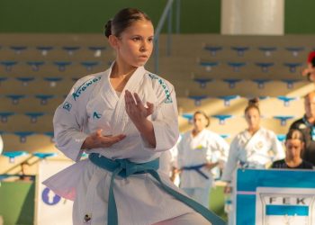 Equipe capixaba embarca para final do Campeonato Brasileiro de Karatê em Recife