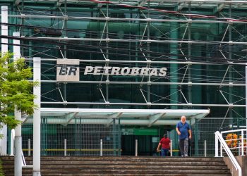 Petrobras abre programa com 400 vagas em cursos técnicos gratuitos