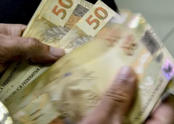 Economia brasileira cresce 1,6% no 1º trimestre, mostra prévia da FGV