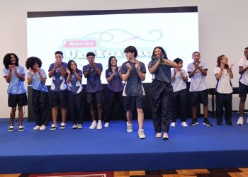 Governo apresenta novos uniformes escolares da rede pública estadual