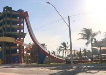 Menina de 3 anos morre afogada em parque aquático de Guriri, no ES