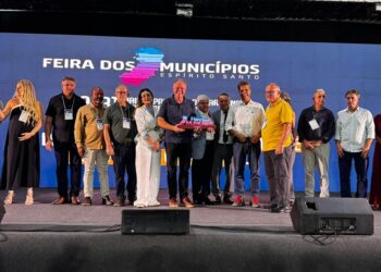 Governo do Estado anuncia investimentos na Educação e em infraestrutura na região do Rio Doce