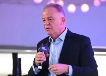 Casagrande nega ilegalidade em conversas com desembargador: “Posso ler para vocês”