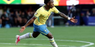 Vini Jr. faz golaço e garante empate do Brasil com Marrocos na estreia na Copa