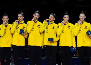 Brasil é campeão mundial pela primeira vez na ginástica rítmica