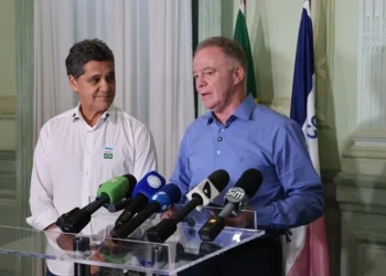 “Vontade do povo é soberana”, diz Casagrande após derrota de Ferraço